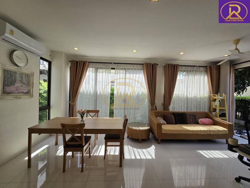 ขายด่วน! ลดกว่า6แสน!! บ้านแฝด สไตล์บ้านเดี่ยว 2 ชั้น แต่งสวย เฟอร์ฯครบพร้อมเข้าอยู่ หมู่บ้าน The Shadi บายพาส-ชลบุรี 