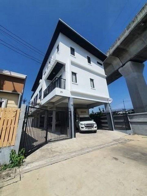 ให้เช่าโฮมออฟฟิศ 3 ชั้น 80 ตรว. ซอยเสรี 8 ใกล้ The nine จดทะเบียนบริษัทได้ (อาคารเปล่าไม่มีเฟอร์)