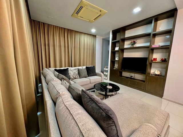 ขายบ้านเดี่ยวสุดหรู 2 ชั้น หมู่บ้านเฮอร์ริเทจ บางพระ ชลบุรี FP-H01009