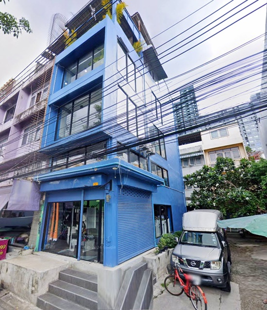 อาคารออฟฟิศ5 ชั้น สุขุมวิท91-99 โลตัสอ่อนนุช  70ม.ถึง บางจาก กระจกทั้งหลัง  ติด7-11 5ก้าว  ห้องมุม  290ตร.ม. เซ็นทรัล 3.2 กม. BTSพระโขนง  