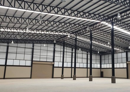 ให้เช่าโรงงาน Zone EEC Chonburi ที่ดิน4 ไร่   2860  ตารางเมตร ต.หนองปลาไหล อ.บางละมุง