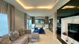 ขาย เศรษฐสิริ พระราม 5 นนทบุรี บ้านสวย หลังริม พร้อมอยู่ ดูแลอย่างดี