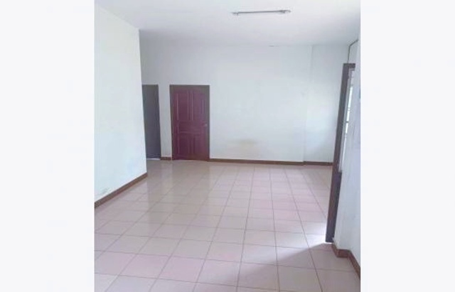 ม. มหิดล 1.9 กม.ไชน่าทาวน์ ศาลายา 900ม.รพ. ให้เช่าบ้านเดี่ยว 1 ชั้น 61 ตร.วา. 245 ตร.ม.1 น้ำ 3 นอน พุทธมณฑล สาย5 วิวทุ่งนาสุดซอย