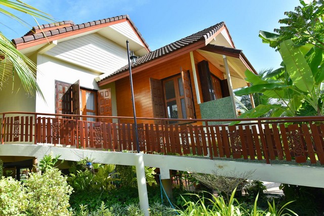 ให้เช่าบ้านเดี่ยว 2 ชั้น ริมคลอง ใกล้ตลาดน้ำท่าคา อัมพวา สมุทรสงคราม