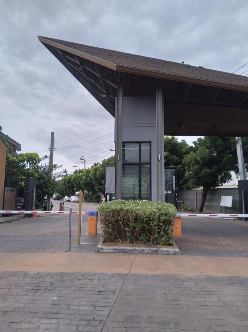 ขายทาวน์เฮาส์ โครงการพฤกษาไพร์ม  ติดถนนใหญ่ คู้บอน 27 – รามอินทรา จังหวัดกรุงเทพมหานคร 