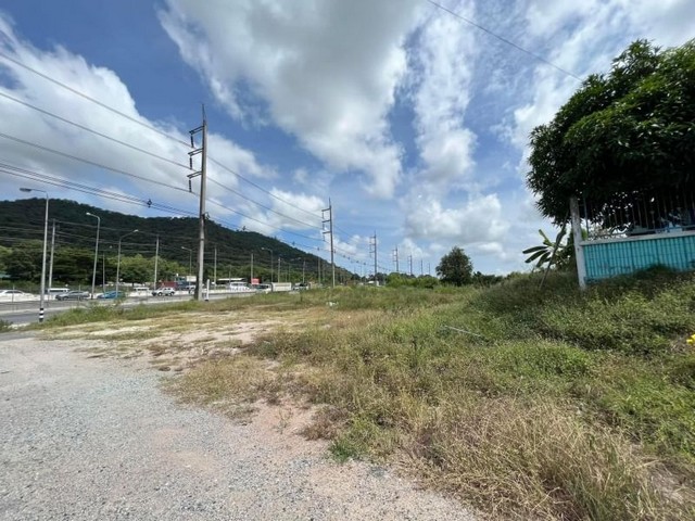 ขายที่ดินศรีราชา บางพระ ติดถนนมอเตอร์เวย์ หมายเลข7 FP-L01031