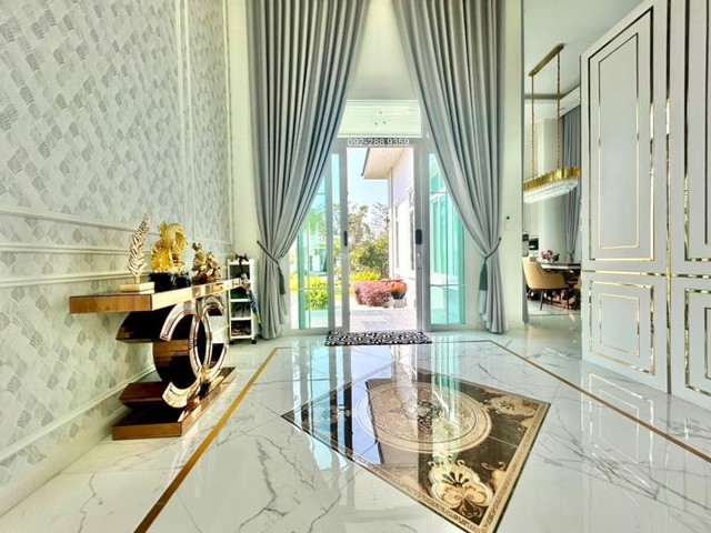 บ้านพลูวิลล่าสุดหรู โซนสัตหีบ ใกล้เขาชีจรรย์ พร้อมเข้าอยู่ FP-H1029