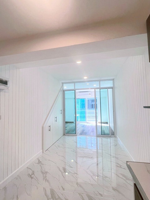 สุขุมวิท89-97 BTSอ่อนนุช 900ม.ให้เช่าอาคารพาณิชย์ 5 ชั้น 19 ตร.วา. 369 ตร.ม. เซ็นจูรี่ สุขุมวิท 900 ม. ถ. สุขุมวิท