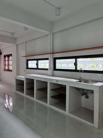 ให้เช่าบ้านเดี่ยว 2 ชั้น เนื้อที่ 200 ตรม. ย่านโชคชัย4 ลาดพร้าว ใกล้ MRT โชคชัย4