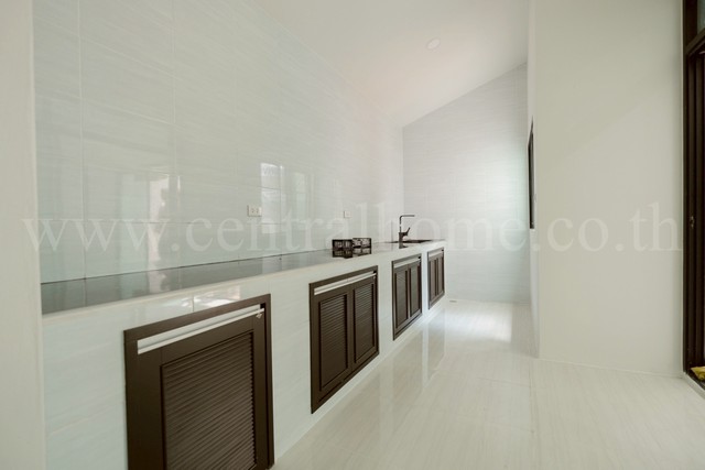 R6 ไพรเวท เนอวานา ไลฟ์ ลาดพร้าว 71 รีโนเวทใหม่ทั้งหลัง ใกล้ MRT ลาดพร้าว71