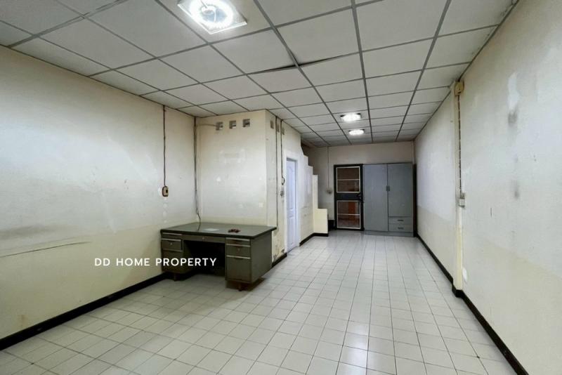 ขายหมู่บ้านร่มเงาไม้ กาญจนาภิเษก-ซอยวัดลาดปลาดุก (DD002105)