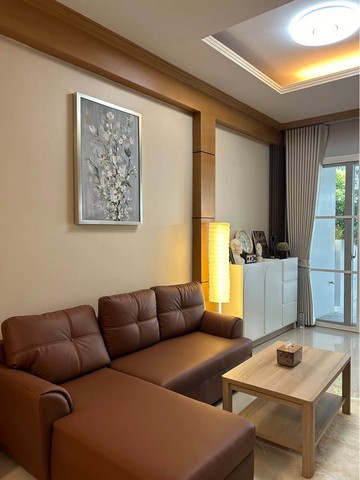 ให้เช่าทาวโฮม3 ชั้นใกล้จุดขึ้น-ลง ทางด่วนเอกมัย-รามอินทรา ตรงข้าม Town in Town 