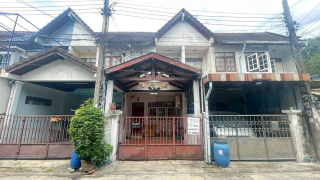 ขายบ้านราคาถูกที่สุดในย่านนี้! หมู่บ้านสว่างจิต สวนผัก 2 ซอย 2 แยก 10 ตลิ่งชัน