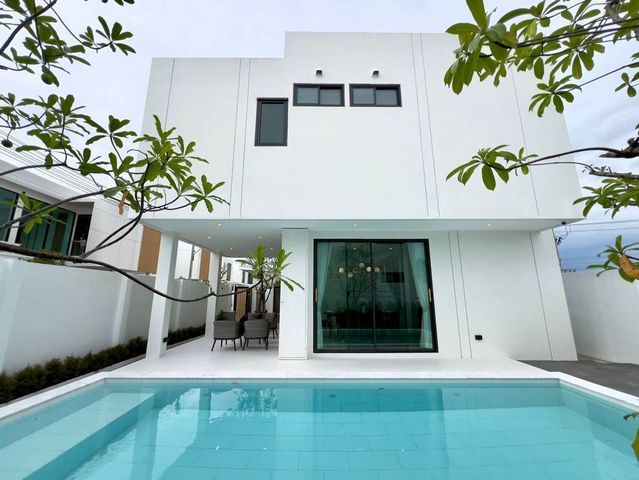 ขายพร้อมผู้เช่า 8.9 ล้าน รับรายได้เดือนละ 85,000 บาท (สัญญา 1 ปี) บ้านเลขที่สวย 128/8 (หลัง A2) #สันผักหวาน #หางดง ทำเลดี #สไตล์โมเดิร์น