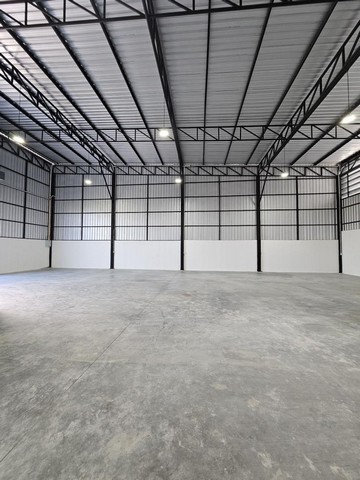 ให้เช่าโกดัง พื้นที่ 300 ตรม. ซอยอ่อนนุช65 เขตประเวศ ใกล้สนามบินสุวรรณภูมิ