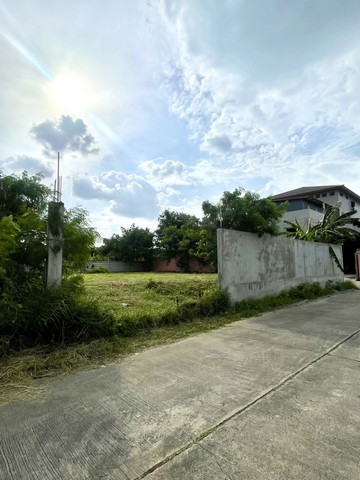 ขายที่ดิน 140ตร.วา ถมแล้ว ซอยทวีวัฒนา กาญจนาภิเษก6ทับ1 ถนนพุทธมณฑลสาย 2  แขวงทวีวัฒนา เขตทวีวัฒนา กรุงเทพมหานคร