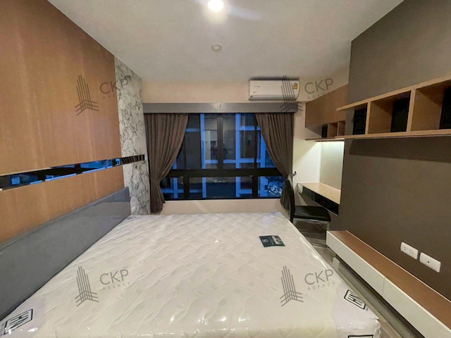 คอนโด พลัส คอนโด ศรีราชา ใกล้ห้างสรรพสินค้าหลายแห่ง ใกล้แหล่งท่องเที่ยวและของกิน ติดถนนเมนเดินทางง่าย