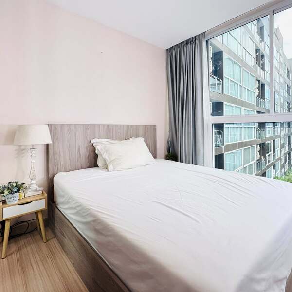 คอนโดพร้อมอยู่ ใกล้ MRT บางอ้อ เตรียมแค่เสื้อผ้ามา เข้าอยู่ได้เลย