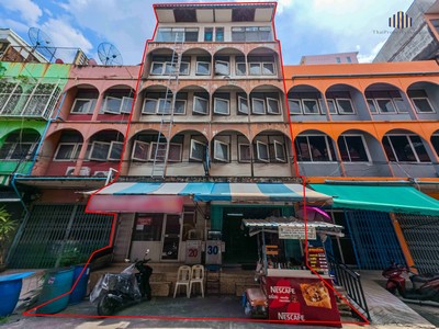 ขายอาคารพาณิชย์ตึกแถว 2 คูหา  ซ.รามคำแหง 37/1 ขนาด 31 ตร.วา ทำเลดีมากคนคึกคัก ใกล้ MRTม.รามคำแหง เหมาะรีโนเวททำกำไรโฮมออฟฟิศ หอพัก