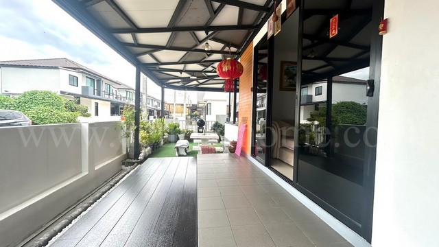 บ้านเดี่ยว เดอะพราว ไรส์ พันท้ายนรสิงห์ - พระราม 2 หลังมุม