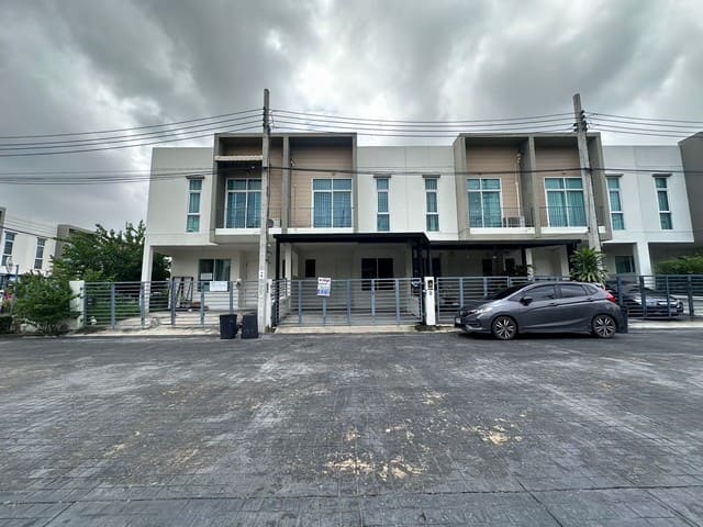 ขายทาวน์เฮาส์ แฮปปี้วิลล์ ดอนเมือง ขาย แฮปปี้วิลล์ดอนเมือง 17.9 ตร.ว.