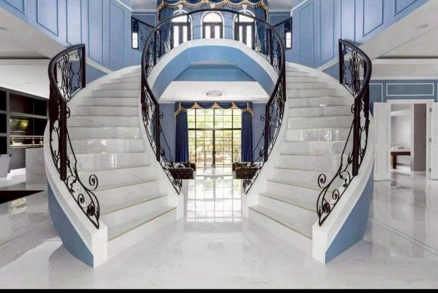 พูลวิลล่าสุดหรู ว่างให้เช่า 180,000 บาท/เดือน 6 นอน 8 น้ำ #เฟอร์นิเจอร์ครบ พร้อมเข้าอยู่!