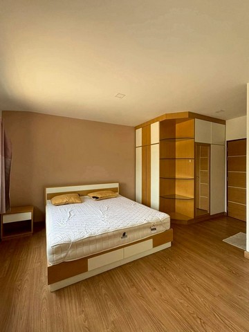 ให้เช่าทาวน์โฮม 3 ชั้น ทำเลดี ใจกลางเมือง โครงการ กรีนเนอรี่ลอฟท์ ท่าศาลา