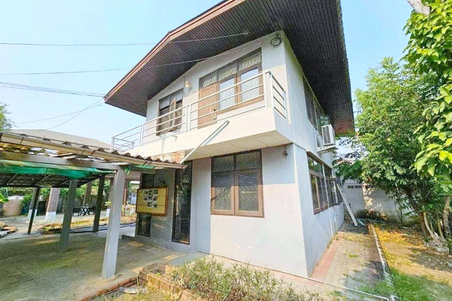 BTS ห้าแยกลาดพร้าว 900 ม ขาย-เช่าบ้านเดี่ยว 2 ชั้น สไตล์บ้านสวน พร้อมที่จอดรถ เซ็นทรัลลาดพร้าว 1.1 กม. ยูเนี่ยนมอลล์ 1.2 กม.