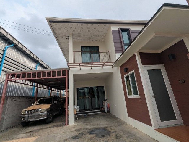 ขายบ้านเดี่ยว 2 ชั้น สร้างใหม่  ขนาดเนื้อที่ 48.8 ตร.ว. ใกล้รถไฟฟ้า ราคาสุดคุ้ม บ้านสวยสภาพใหม่   อำเภอเมือง  จังหวัดสมุทรปราการ