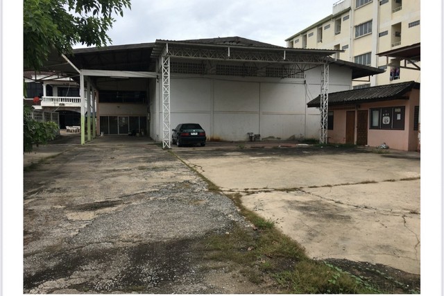 ขายที่ดินเนื้อที่ 1 ไร่ 1 งาน ซอยธนาคารกรุงศรี มะลิวัลย์ เข้าซอย 200 เมตร