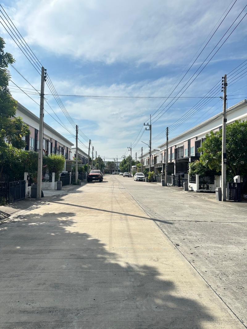 ขายทาวน์เฮ้าส์มือสอง อำเภอธัญบุรี จังหวัดปทุมธานี โครงการ เดอะ ทรัสต์ ทาวน์ รังสิต