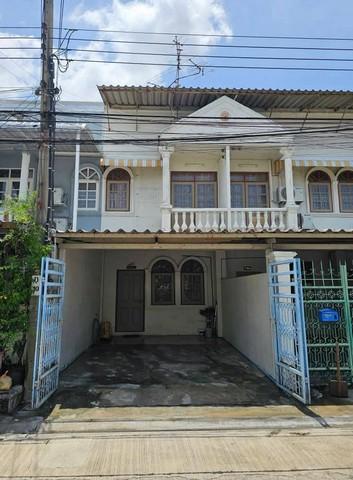 ให้เช่าบ้านทาวน์เฮ้าส์ 2 ชั้น สุขุมวิท93 ซอยพึ่งมี ขนาด 2ห้องนอน 2ห้องน้ำ แอร์2 ราคา14,000บาทต่อเดือนติดต่อ : คุณสราวุฒิ 0994108945Line : ballwuthให้เช่าบ้านทาวน์เฮ้าส์ 2 ชั้น สุขุมวิท93 ซอยพึ่งมี ขนาด20 ตารางวา 2ห้องนอน 2ห้องน้ำ แอร์2 จอดรถได้1 คัน เป็นบ้านเปล่าไม่มีเฟอร์นิเจอร์ใกล้สถานที่สำคัญ-Seacon Square-Paradise Park-Pickadaily Bangkok-Big C อ่อนนุช-Lotus อ่อนนุช-Lotus Expressการเดินทางเข้าออกได้หลายทาง ทั้ง สุขุมวิท 101/1 แยก