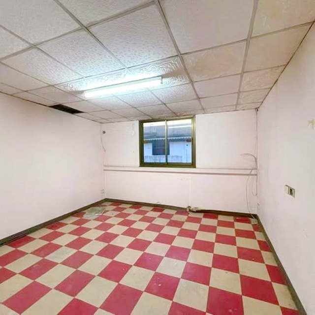 BTS อ่อนนุช 400 ม.รร. นานาชาติเวลส์ 500 ม.ให้เช่าอาคาร 3ชั้น 6นอน สุขุมวิท 52-54-56 22ตร.วา. 242ตร.ม. ย่านสุขุมวิท  ตลาดพระโขนง 1.2 กม.