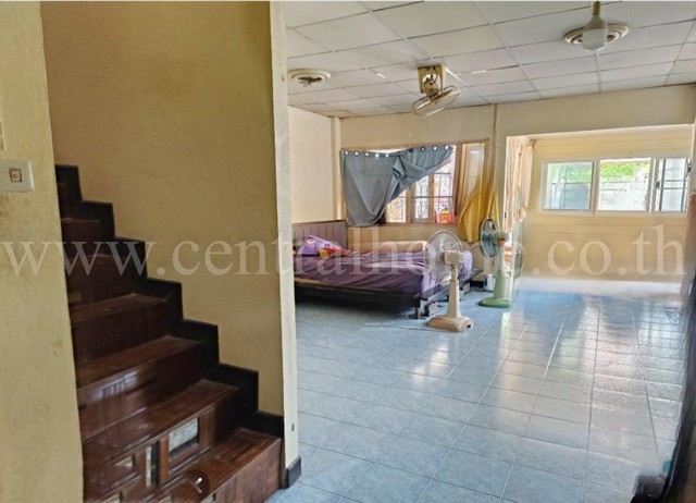 R1 ให้เช่า ทาวน์เฮ้าส์ หมู่บ้าน อมรพันธ์ เทิดราชัน 13 ดอนเมือง หลังริม