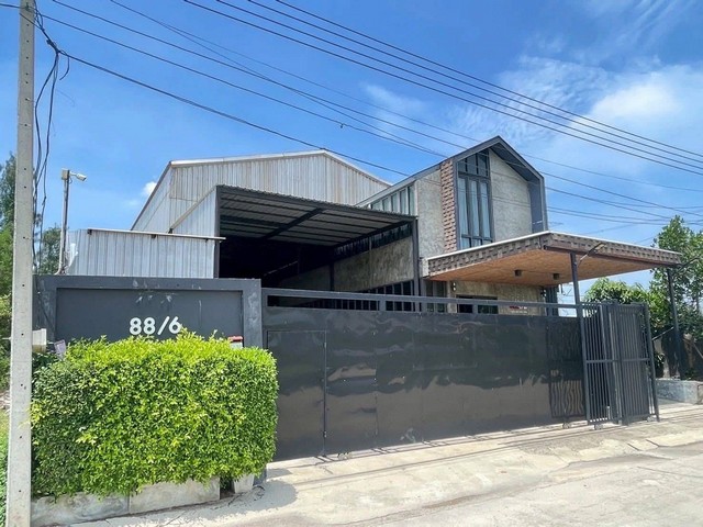  ให้เช่าโกดัง คลังสินค้า+ออฟฟิศ  200 ตรว ออฟฟิศ พร้อมใช้งาน ลาดหลุมแก้ว กม.9 สาย 340 ปทุมธานี