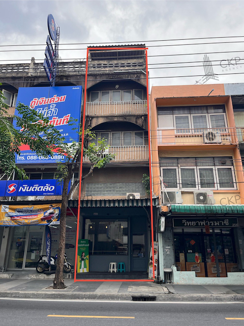 อาคารพาณิชย์ 3 ชั้น อินทามระ ทำเลดี ใกล้แยกสะพานควาย เหมาะแก่การค้าขาย
