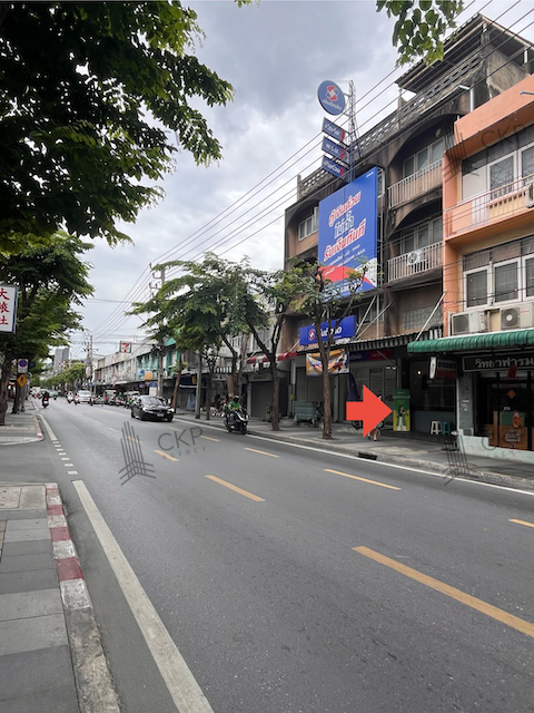 อาคารพาณิชย์ 3 ชั้น อินทามระ ทำเลดี ใกล้แยกสะพานควาย เหมาะแก่การค้าขาย