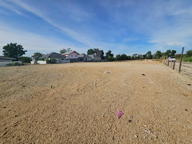 ห้เช่าที่ดินเปล่านาป่าชลบุรี ที่ดินเปล่า ถ.สุขประยูร 23 ชลบุรี เนื้อที่ 3 ไร่ 2งาน