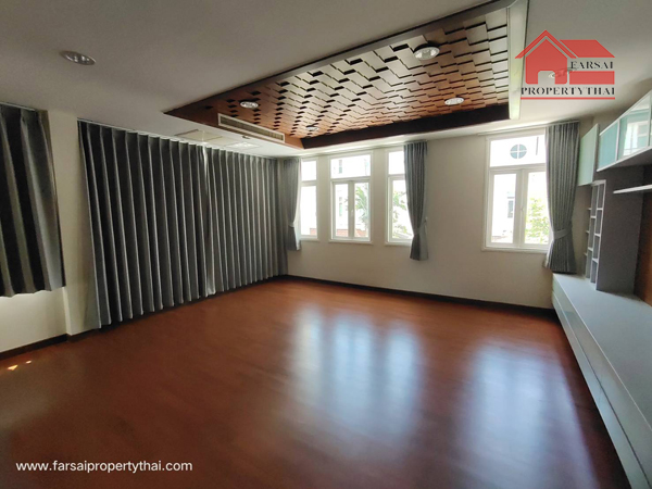 ขายบ้านเดี่ยว 3ชั้นเนื้อที่ 66.6ตร.ว พื้นที่ใช้สอย 320ตร.ม 4นอน 4น้ำ เฟอร์ ใกล้ทางด่วนเอกมัย-รามอินทรา ถนนนวลจันทร์ ราคาขาย 15 ล้านบาท