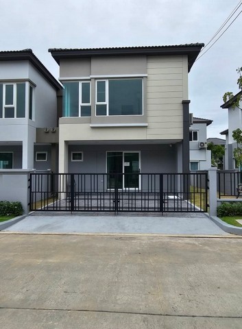 ให้เช่าบ้านแฝด 2ชั้น Grande Pleno Mega Bangna 36 ตรว 146 ตรม บ้านใหม่ ไม่เคยเข้าอยู่ ไม่เคยปล่อยเช่า เครื่องใช้ไฟฟ้าและ เฟอร์นิเจอร์ครบ