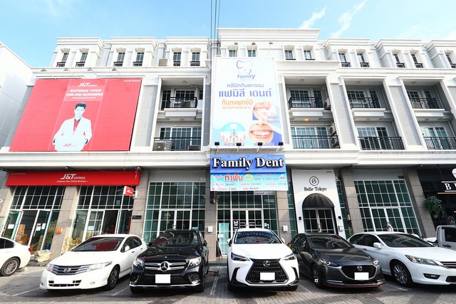 ขายพร้อมผู้เช่า ทาวน์โฮม 4 ชั้น โครงการ The Master @BTS Udomsuk 16.5 ตร.ว 232 ตร.ม