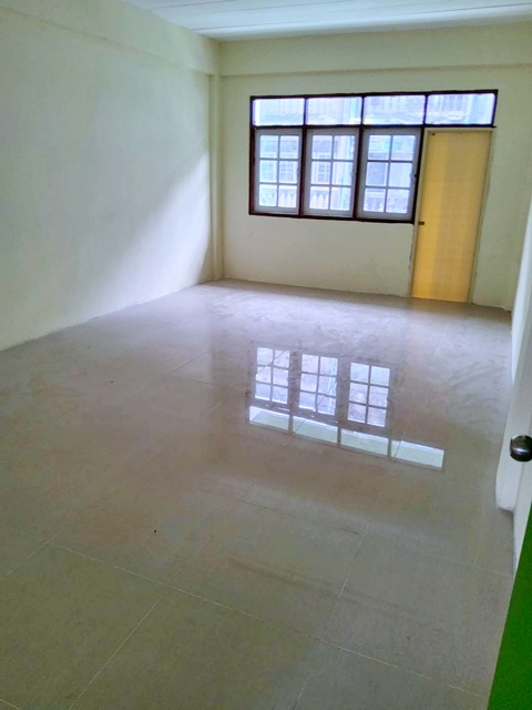 เพชรเกษม โล่งถ.พุทธมณฑลสาย2 ให้เช่า อาคารพาณิชย์ 3.5 ชั้น เดอะมอลล์ บางแค 1.4 กม. มีดาดฟ้า 20ตร.วา. 220 ตร.ม MRT หลักสอง 1.6 กม.