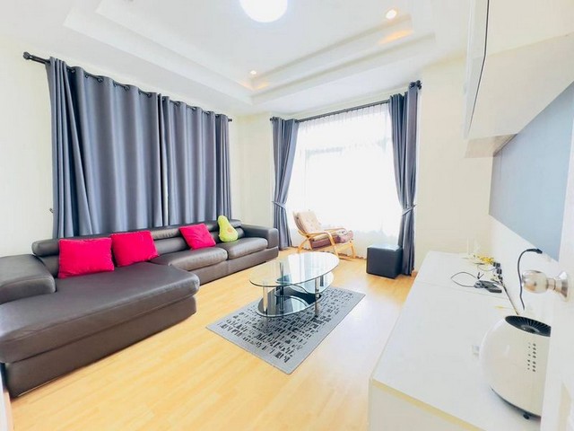 ให้เช่าบ้านเดี่ยว เดอะบูเลอวาร์ด ศรีราชา 4 ห้องนอน ที่จอดรถ 4 คัน TP-H1554