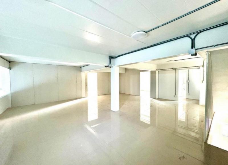 HR 6101 ให้เช่าอาคารพาณิชย์ 3 คูหา 4.5 ชั้น รามคำแหง สถานีแยกลำสาลี