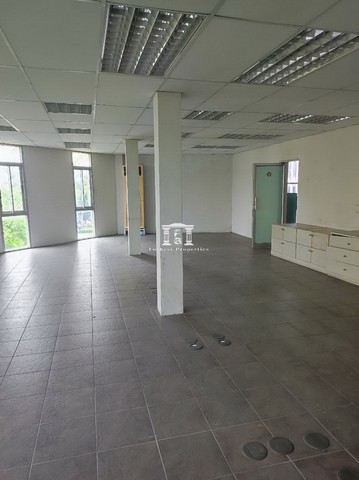 ขาย ขายอาคารพาณิชย์ 5 ชั้น ถนนอิสรภาพ 5 เนื้อที่ 54.5 ตร.ว. ใกล้ MRT สถานีอิสรภาพ,ICON SIAM,โรงเรียนซิกซ์นานาชาติ, มหาวิทยาลัยราชภ