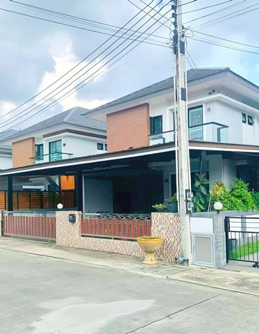 ขายบ้านเดี่ยวหลังใหญ่บ้านบึงชลบุรี หมู่บ้านธนาสิริ วิลเลจ อ.บ้านบึง จ.ชลบุรี 3 ห้องนอน 3 ห้องน้ำ 1 ห้องครัว 