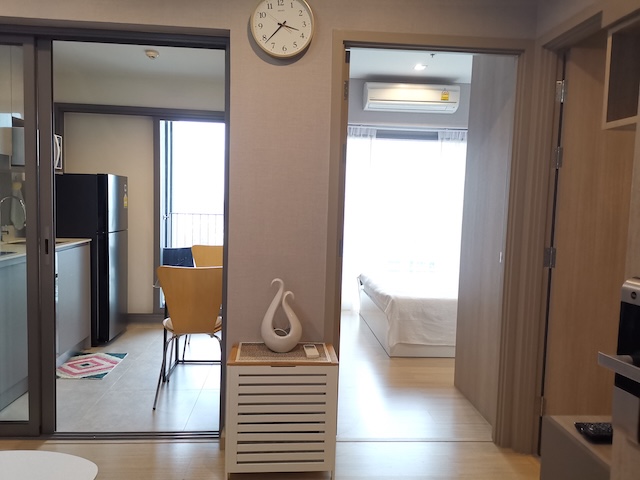 Whizdom Connect private peaceful safe 12th floor Punnawithi BTS