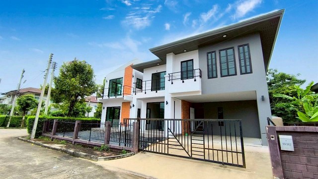 ขายบ้านเดี่ยวเดอะ แพลนท์ ไลท์ ติวานนท์ - รังสิต (ภัสสร 31) ถนนติวานนท์ - รังสิต ต. บางกระดี อ. เมืองปทุมธานี จ. ปทุมธานี 