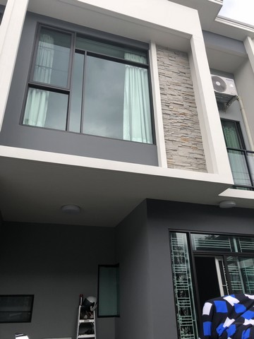 ขายทาวน์โฮมด่วน 2 ชั้น พลีโน่ พหลโยธิน-วัชรพล บ้านต้นโครงการ ซอย 2 ฮวงจุ้ยดี