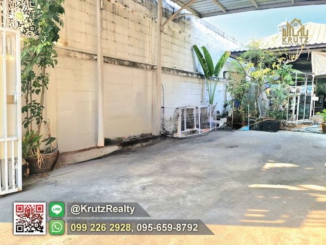 ขายบ้านพร้อมที่ดิน ใจกลางเมืองโคราช เนื้อที่ 67 ตารางวา 1 ห้องนอน 2 ห้องน้ำ ต.โพธิ์กลาง อ.เมืองนครราชสีมา จ.นครราชสีมา